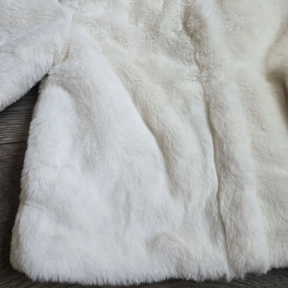 The Children's Place Girls 4T White Faux Fur Coat Jacket Winter Formal Holiday